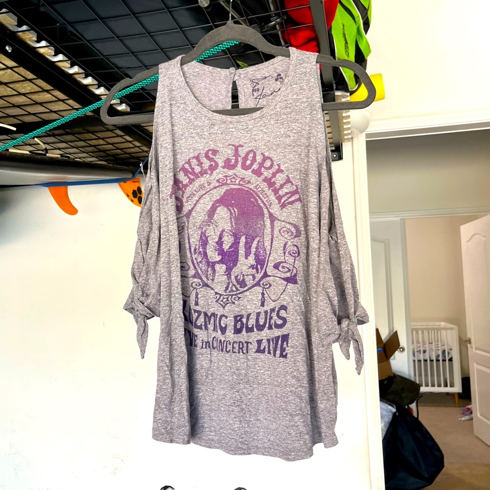 Grey band tee